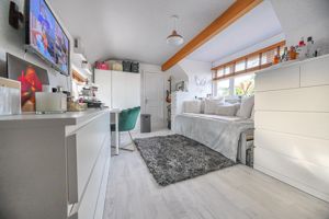 Bedroom- click for photo gallery